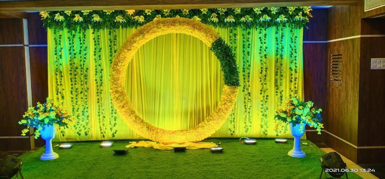 The Suncity Bhubaneswar Bagian luar foto