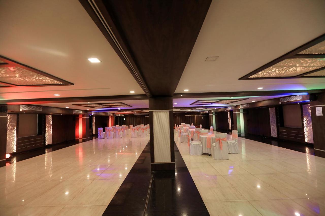 The Suncity Bhubaneswar Bagian luar foto
