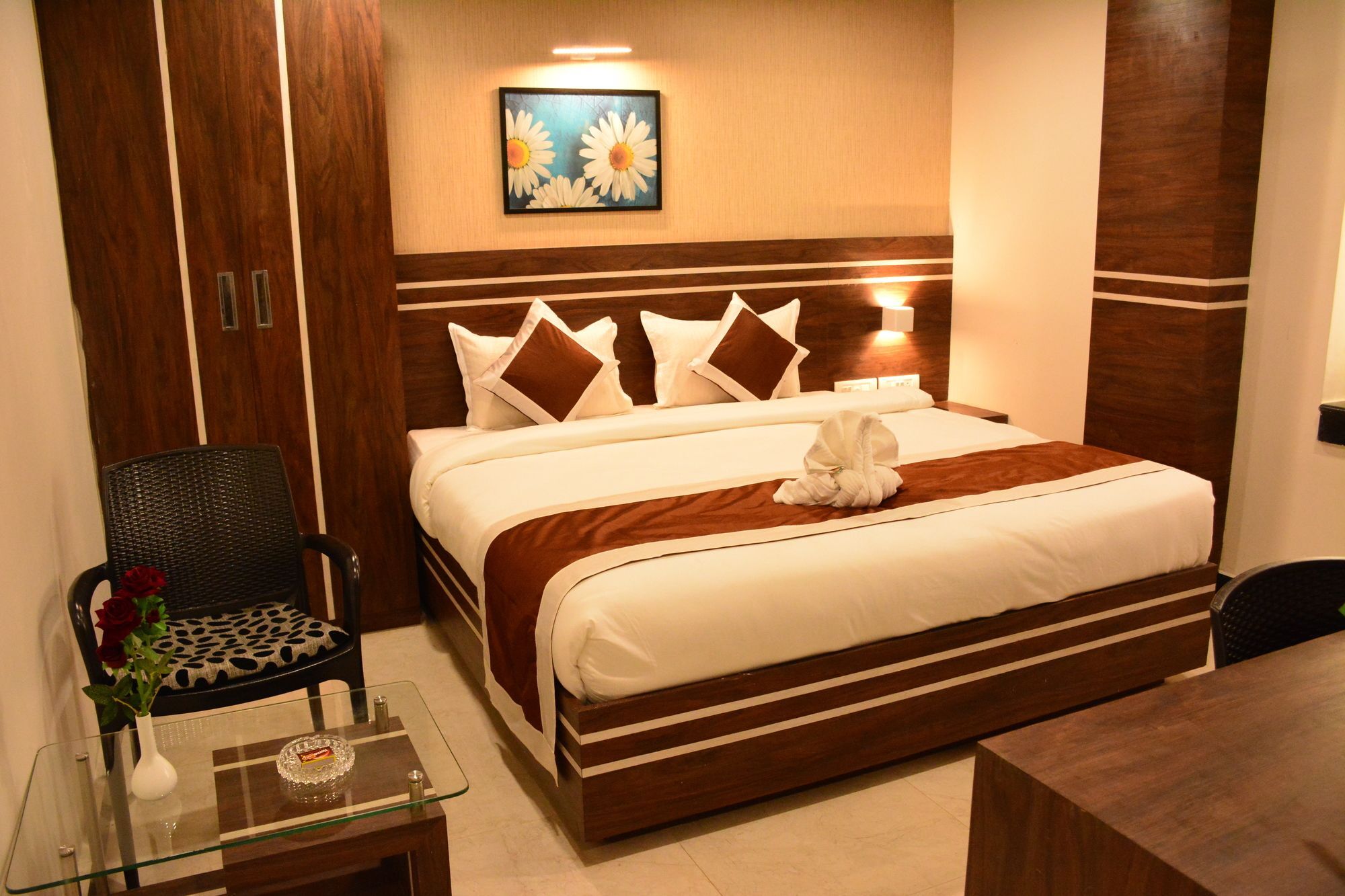 The Suncity Bhubaneswar Bagian luar foto
