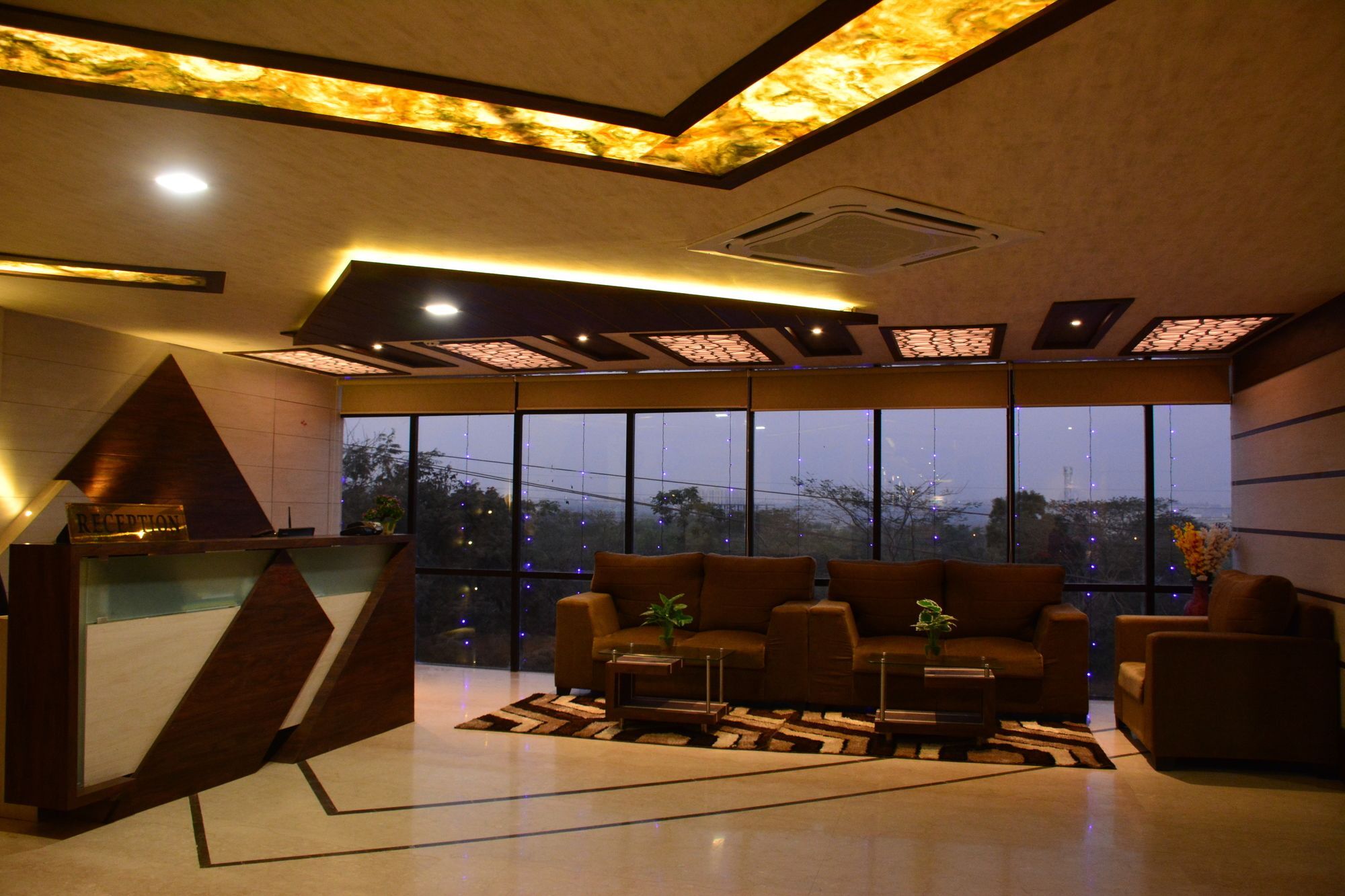 The Suncity Bhubaneswar Bagian luar foto