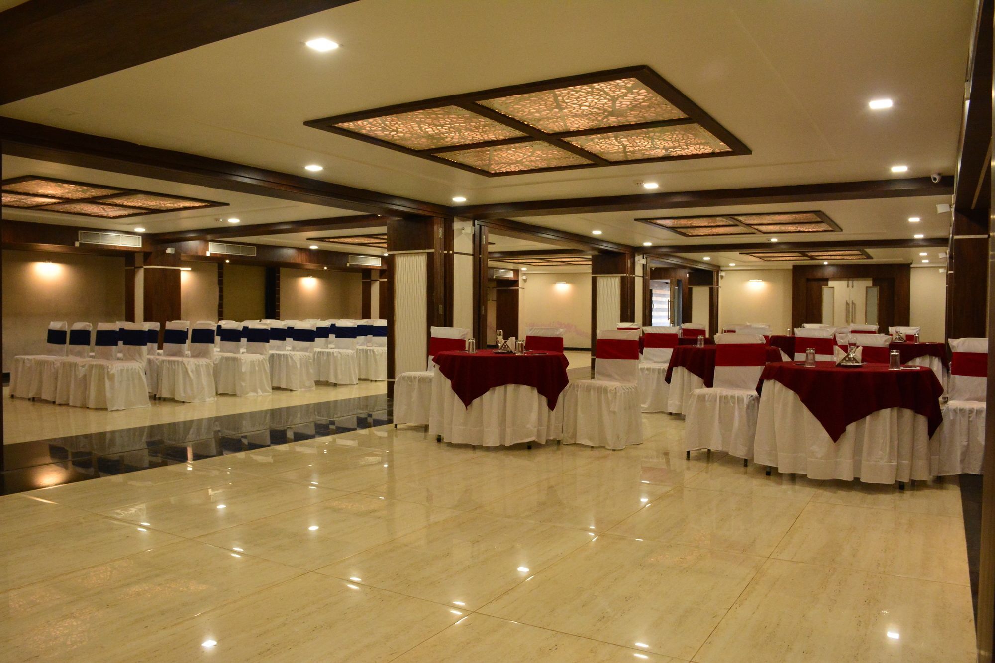 The Suncity Bhubaneswar Bagian luar foto