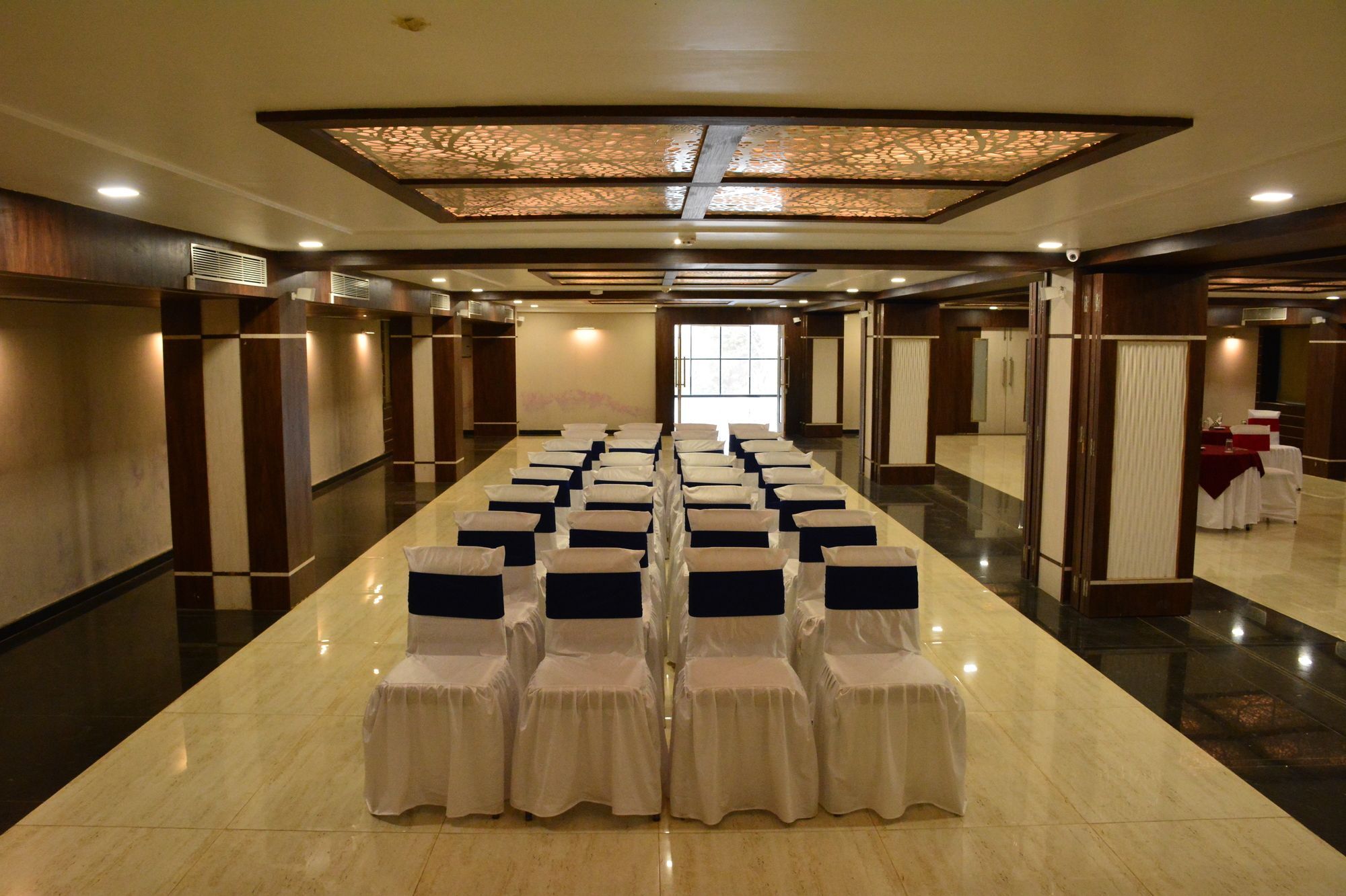The Suncity Bhubaneswar Bagian luar foto