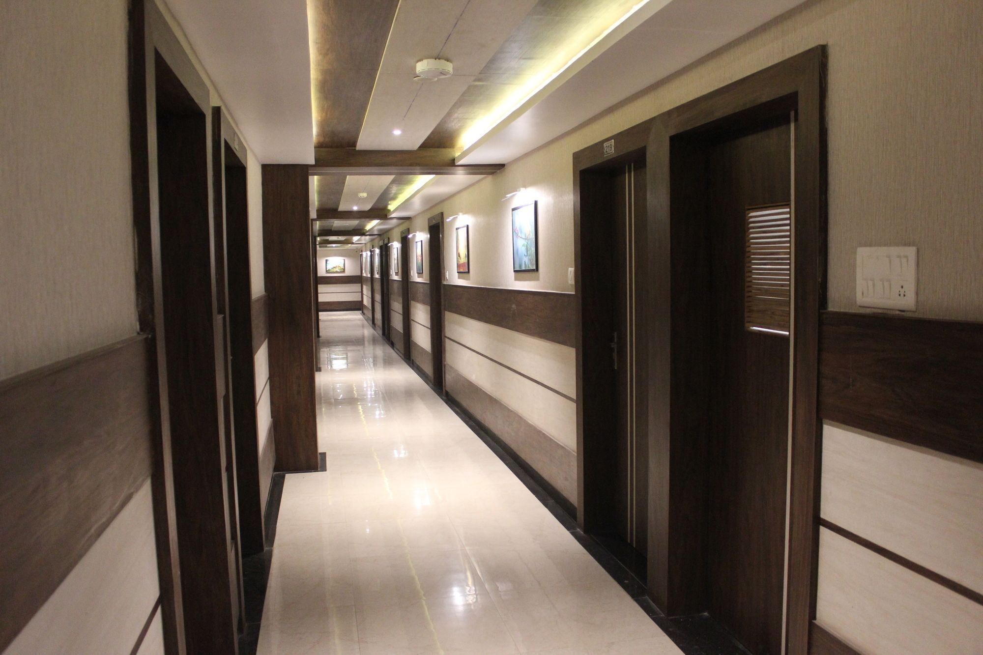 The Suncity Bhubaneswar Bagian luar foto